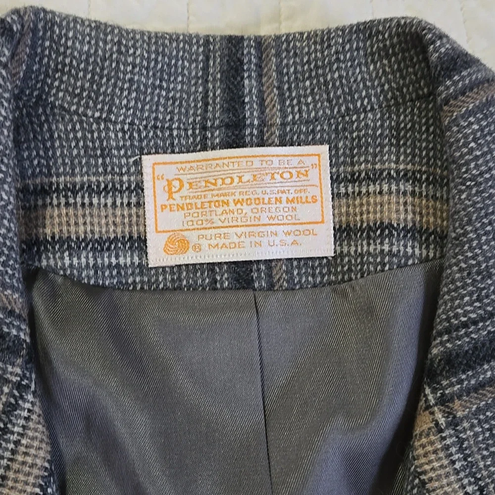 Pendleton Vintage Virgin Wool Gray  Cream Plaid Blazer and Skirt Set Womens 14 - Picture 11 of 13